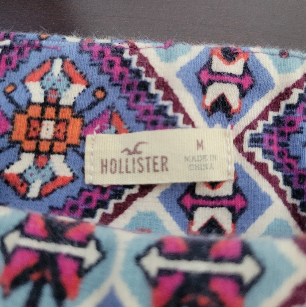 Hollister Print Shorts - Picture 2 of 4
